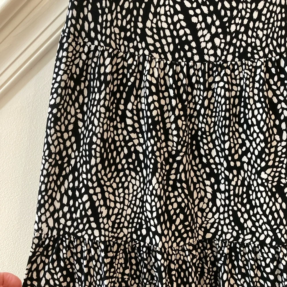 Tiered Printed Maxi Skirt Small - Picture 4 of 7